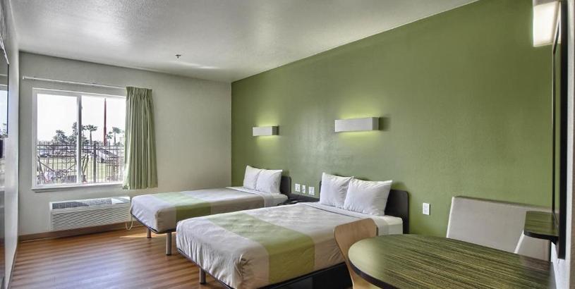 Hotel Motel 6-Weslaco, TX