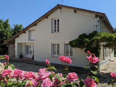Holiday home Gîte Montboyer, 4 pièces, 6 personnes - FR-1-653-187