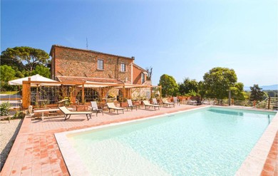 Дом отдыха Beautiful Home In Marciano Della Chiana With Outdoor Swimming Pool, Wifi And 11 Bedrooms