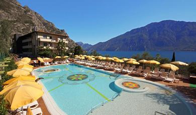 Отель Hotel Ilma Lake Garda Resort