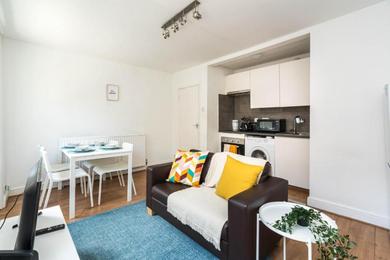Apartments Super 1BD Flat minutes from Kings Cross Station
