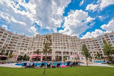 Апартаменты Summertime in Varna South Bay Beach Residence
