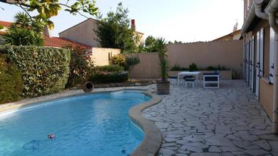 Villa Villa familiale piscine privée 6 personnes 6BJ21