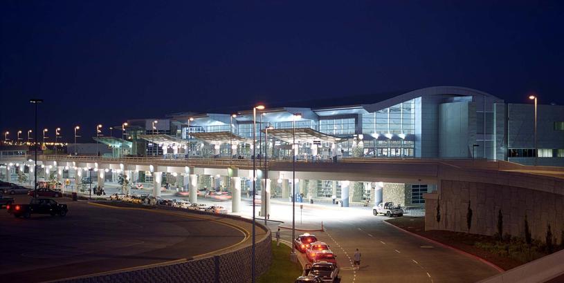 Аэропорт Гоуэн-Филд (BOI), Бойсе, Соединенные Штаты