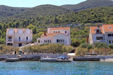 Apartments Apartments by the sea Kneza, Korcula - 9171