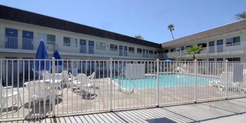 Hotel Motel 6-Indio, CA - Palm Springs