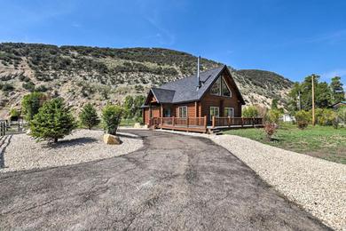 Holiday home Beautiful Oakley Cabin with Private Hot Tub and Views!