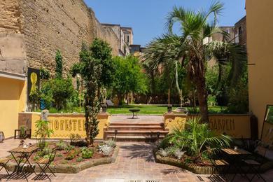 Hostel HOPESTEL Secret Garden Napoli