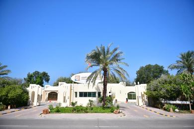 Отель Umm Al Quwain Beach Hotel