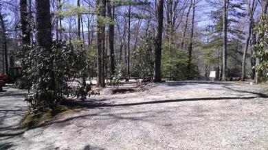 Кемпинг Linville Falls Campground, RV Park, and Cabins