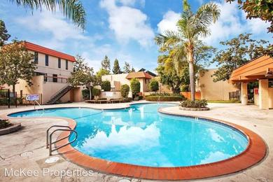  Entire Spacious 3-Bedroom Home near SDSU w Pool & Baby Crib, Available now!