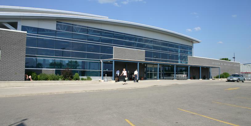 Аэропорт Китченер–Уотерлу (YKF), Китченер, Канада