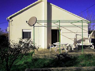 Holiday home Holiday house with a parking space Unesic, Zagora - 14363