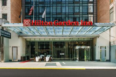 Отель Hilton Garden Inn New York Times Square North