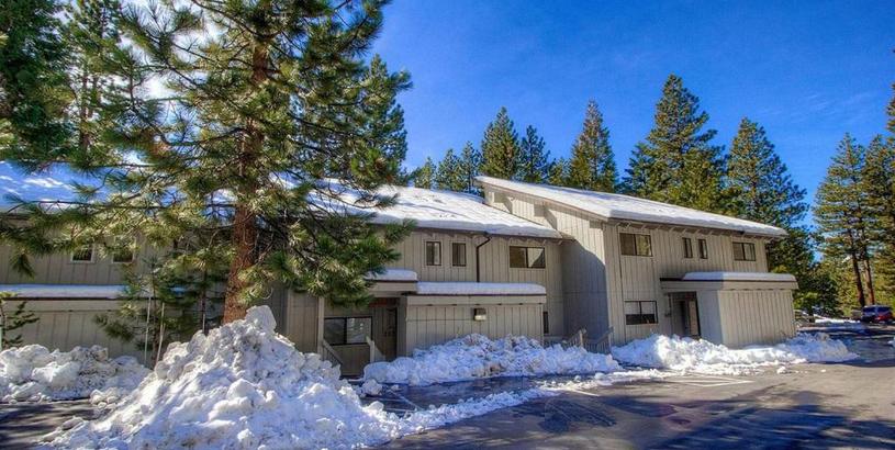 Holiday home Eagles Lake Retreat by Lake Tahoe Accommodations