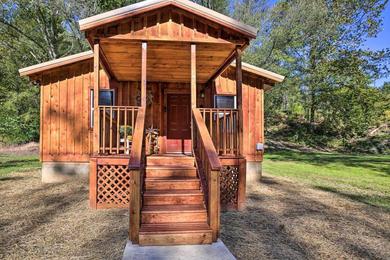 Holiday home Quiet Beattyville Cabin with Hiking, Less Than 1 Mi to Town!