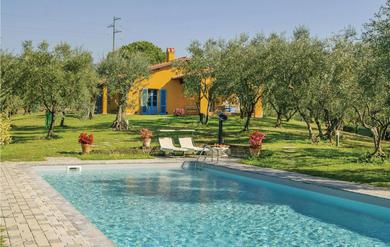 Holiday home Beautiful Home In Buggiano Pt With 3 Bedrooms, Private Swimming Pool And Outdoor Swimming Pool