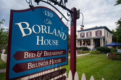 Guest house The Borland House Inn