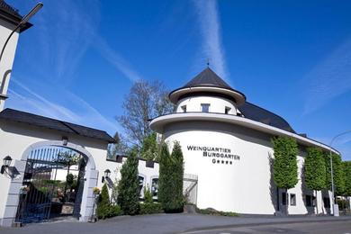 Отель Weinquartier Burggarten