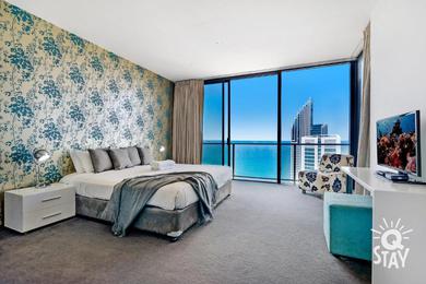 Apartments 4 Bedroom Executive Sub Penthouse in the heart of Surfers with full ocean views - Sleeps 10 - Circle on Cavill AMAZING!!