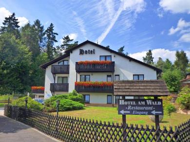 Отель Meister BÄR HOTEL Am Wald