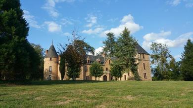 Дом отдыха Château de Bussolles & 2 gîtes