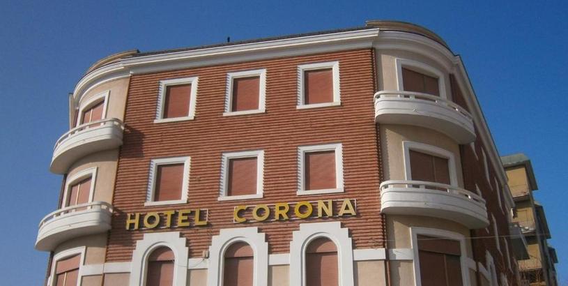 Отель Hotel Corona