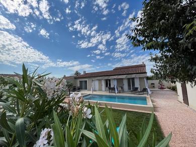 Дом отдыха Villa provençale avec piscine