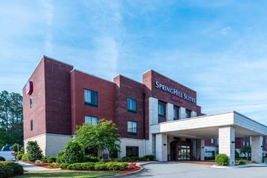Отель SpringHill Suites Statesboro University Area