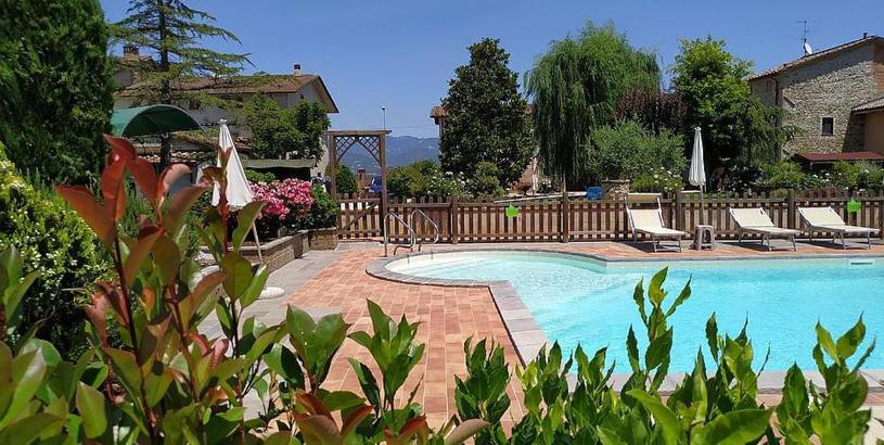 Апартаменты Fighille Villa Sleeps 4 with Pool and WiFi