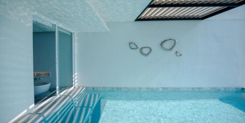 Resort Veranda Pool Suite