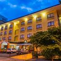 Отель Hotel Pinares Plaza