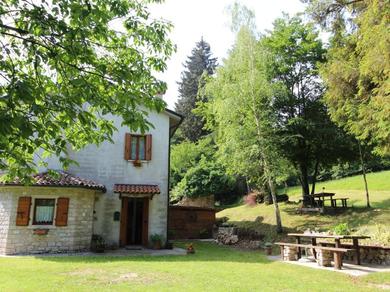 Holiday home Mountain-view holiday home in Cison di Valmarino with garden
