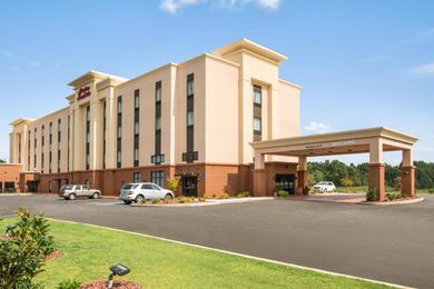 Отель Hampton Inn & Suites - Lavonia, GA