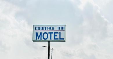 Hotel Country Inn-Giddings