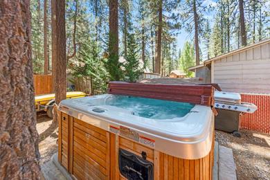 Дом отдыха Romantic Getaway by Big Bear Cool Cabins