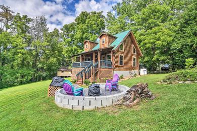 Holiday home Maggie Valley Family Cabin with Porch and Fire Pit!