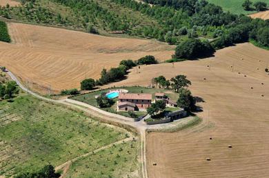Вилла Agriturismo Gello - Villa with panoramic pool in Tuscany - Chianciano Terme