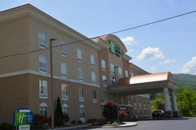 Отель Holiday Inn Express & Suites Caryville, an IHG Hotel