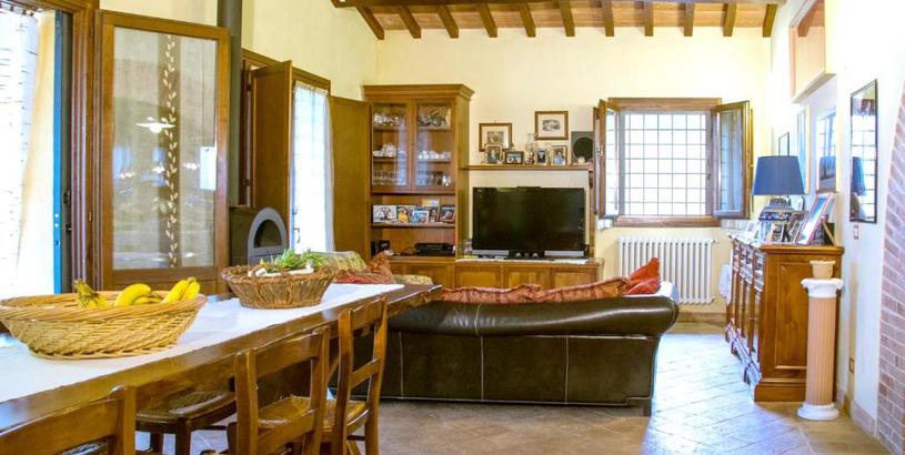 Villa 4 bedrooms villa with private pool furnished garden and wifi at Montecampano