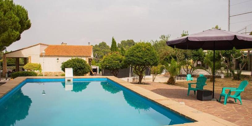 Holiday home Casa Mas Montanas vakantiehuis met zwembad Max 10 pers Vlakbij Valencia