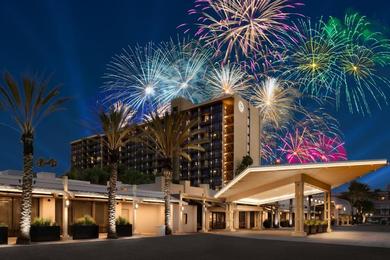 Отель Sheraton Park Hotel at the Anaheim Resort