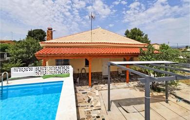 Holiday home Stunning Home In Liria With Wifi, Private Swimming Pool And Outdoor Swimming Pool