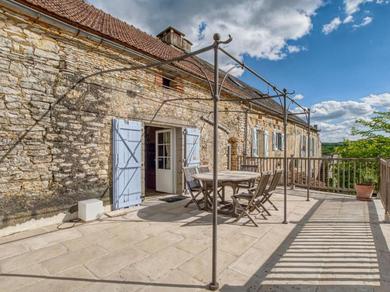 Holiday home Alluring Holiday Home in D gagnac with Heated Pool