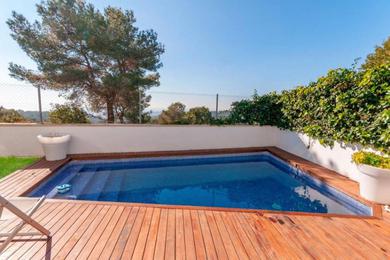 Villa Villa with 4 bedrooms in Canyelles with wonderful sea view private pool furnished terrace 9 km from the beach