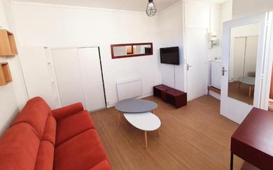 Апартаменты Studio CENTRE VILLE - entièrement rénové et équipé – parking gratuit