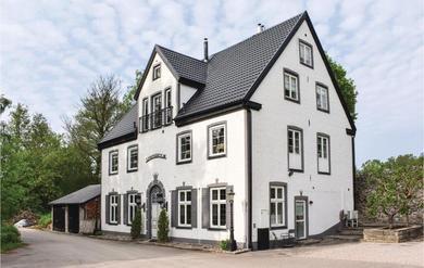 Holiday home Beautiful home in Klippan with 7 Bedrooms, Sauna and WiFi