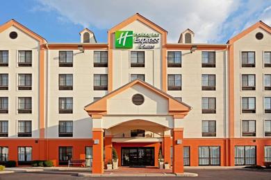 Отель Holiday Inn Express Hotel & Suites Meadowlands Area, an IHG Hotel