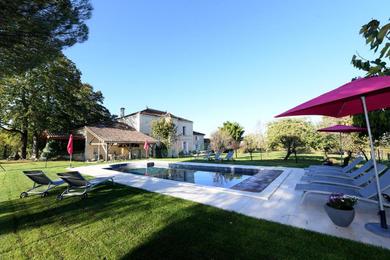 Villa Belle demeure familiale avec piscine proche St Emilion
