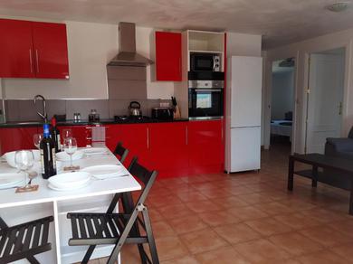 Apartments Casa Rural Los Tres Amigos for holidays and business